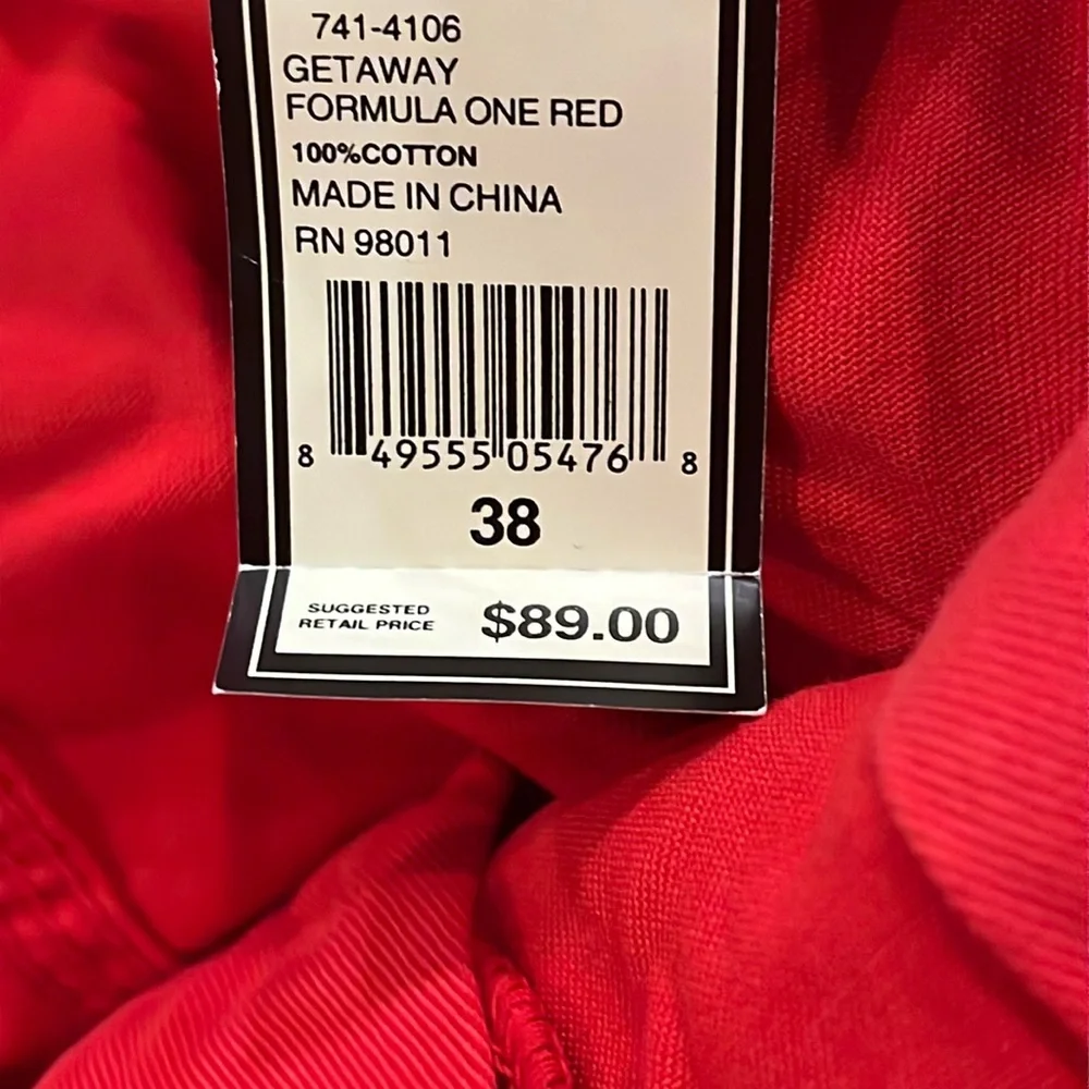 Akoo Brand Getaway Formula One Red Cargo Shorts new Mens Size 38